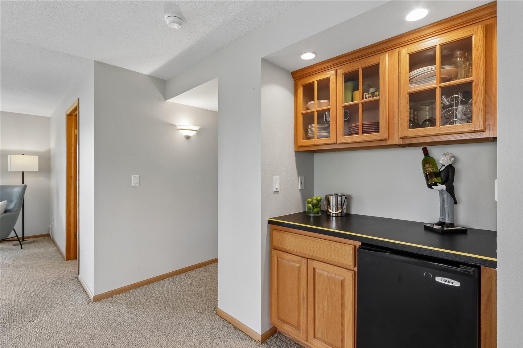 4103 Lakeview SW Cedar Rapids IA 52404