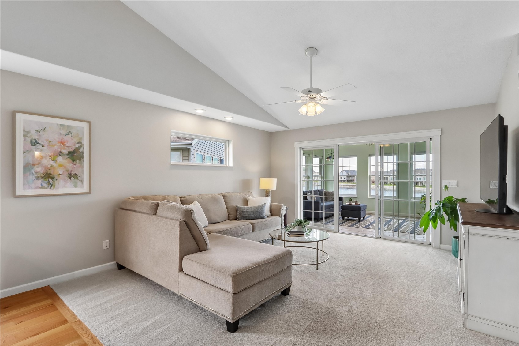 4103 Lakeview SW Cedar Rapids IA 52404