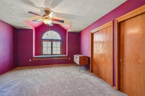 3315 Riverpointe Circle NE Cedar Rapids IA 52411