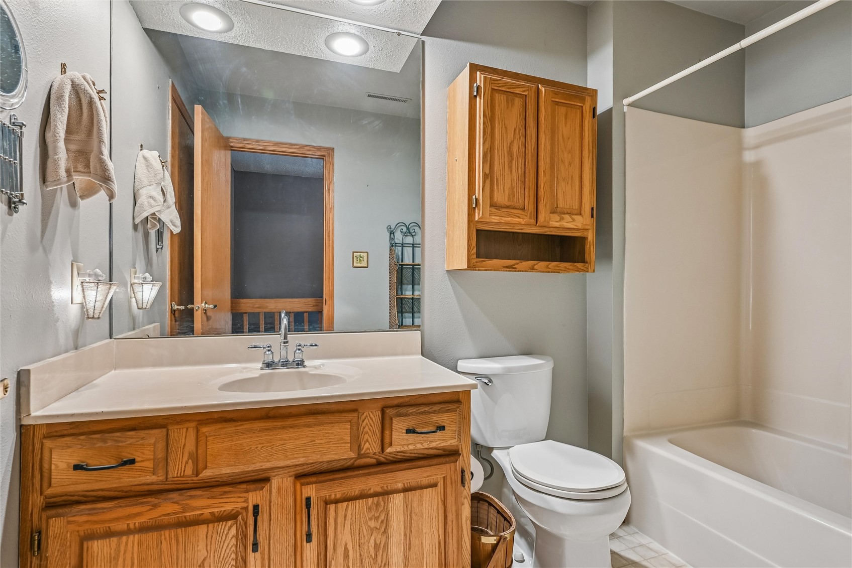 3315 Riverpointe Circle NE Cedar Rapids IA 52411
