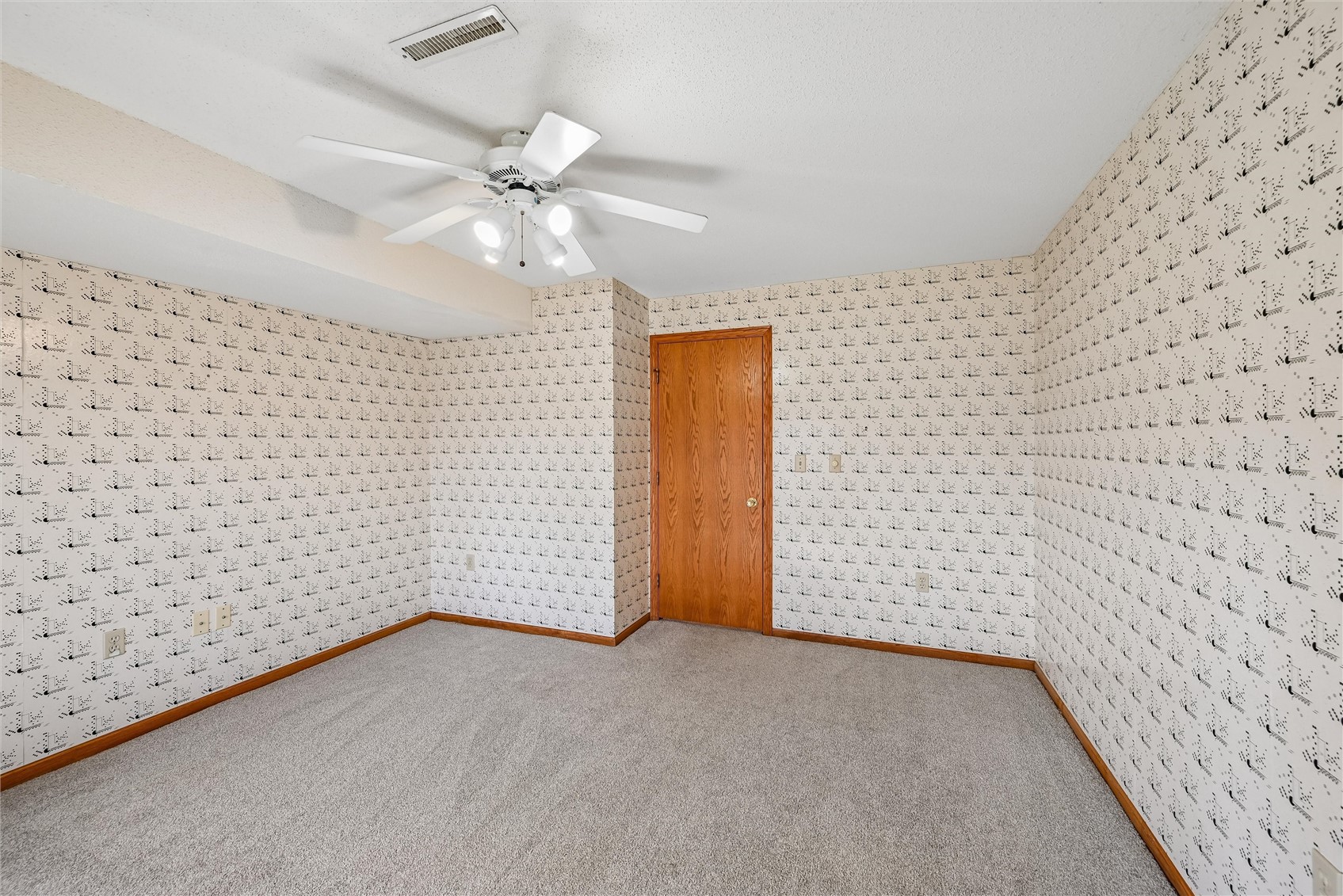 3315 Riverpointe Circle NE Cedar Rapids IA 52411