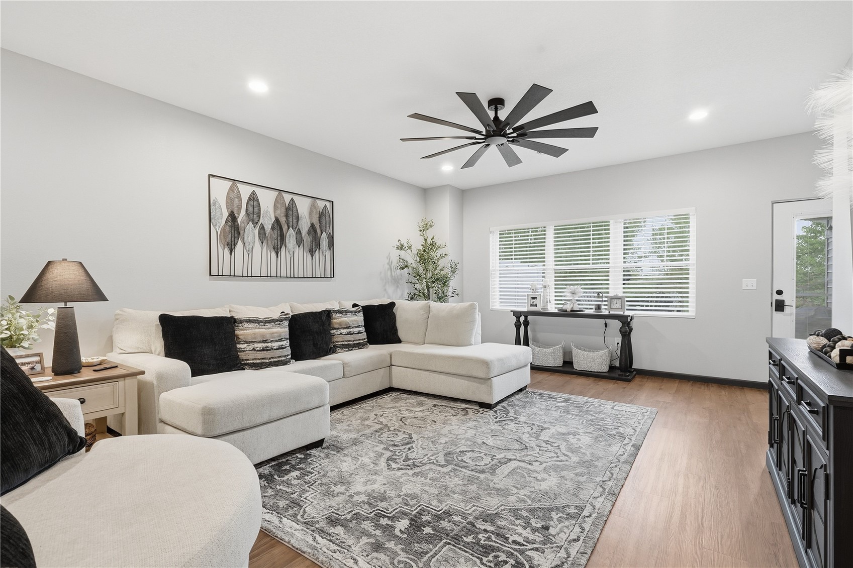 2086 Three Elms Park Road Independence IA 50644