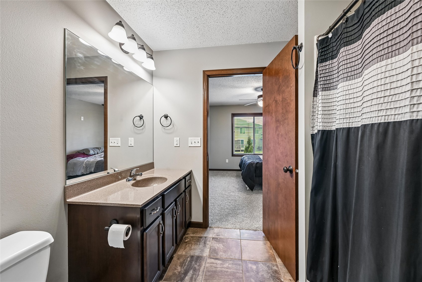 953 Acacia Drive NE Cedar Rapids IA 52402