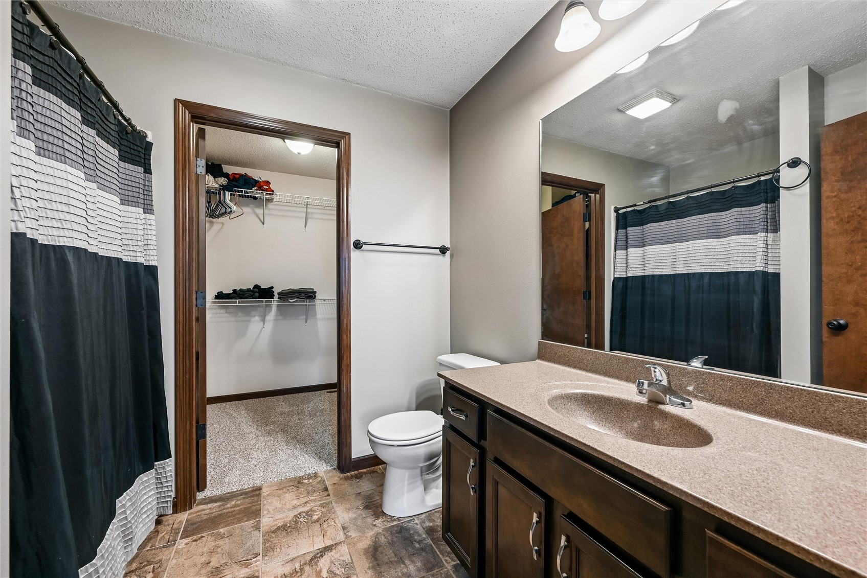 953 Acacia Drive NE Cedar Rapids IA 52402