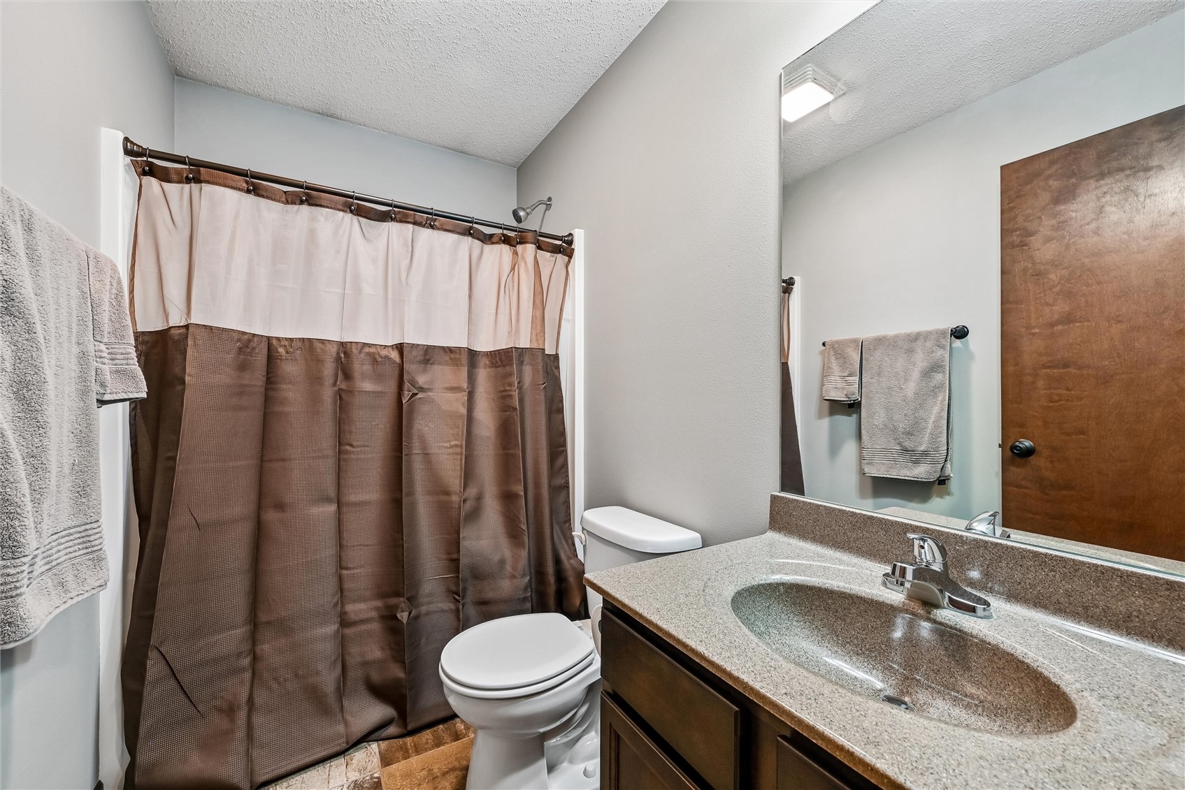 953 Acacia Drive NE Cedar Rapids IA 52402