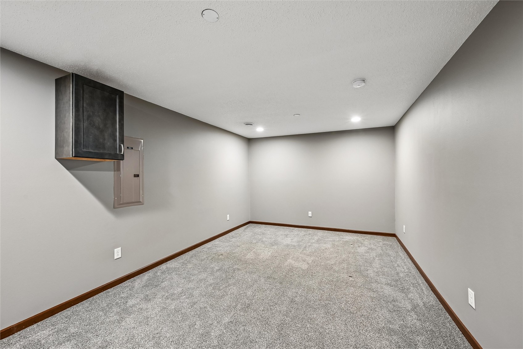 953 Acacia Drive NE Cedar Rapids IA 52402