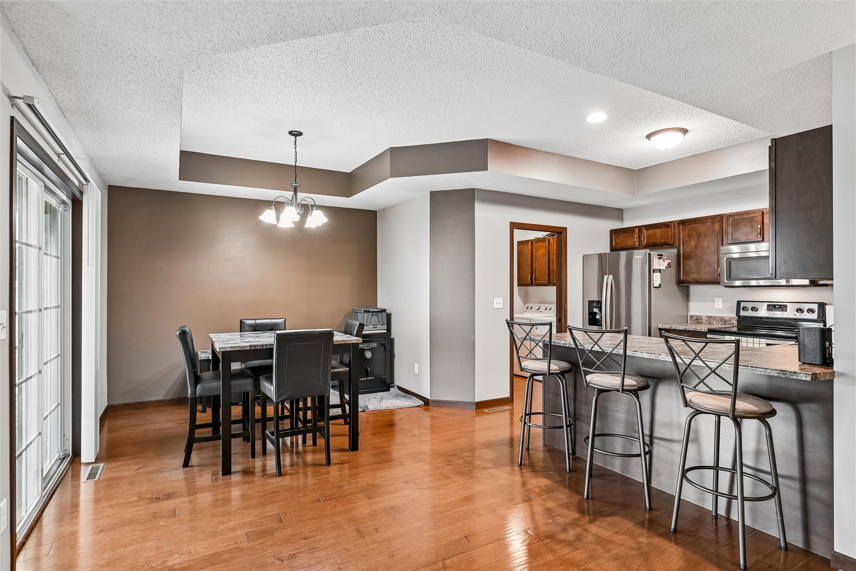 953 Acacia Drive NE Cedar Rapids IA 52402