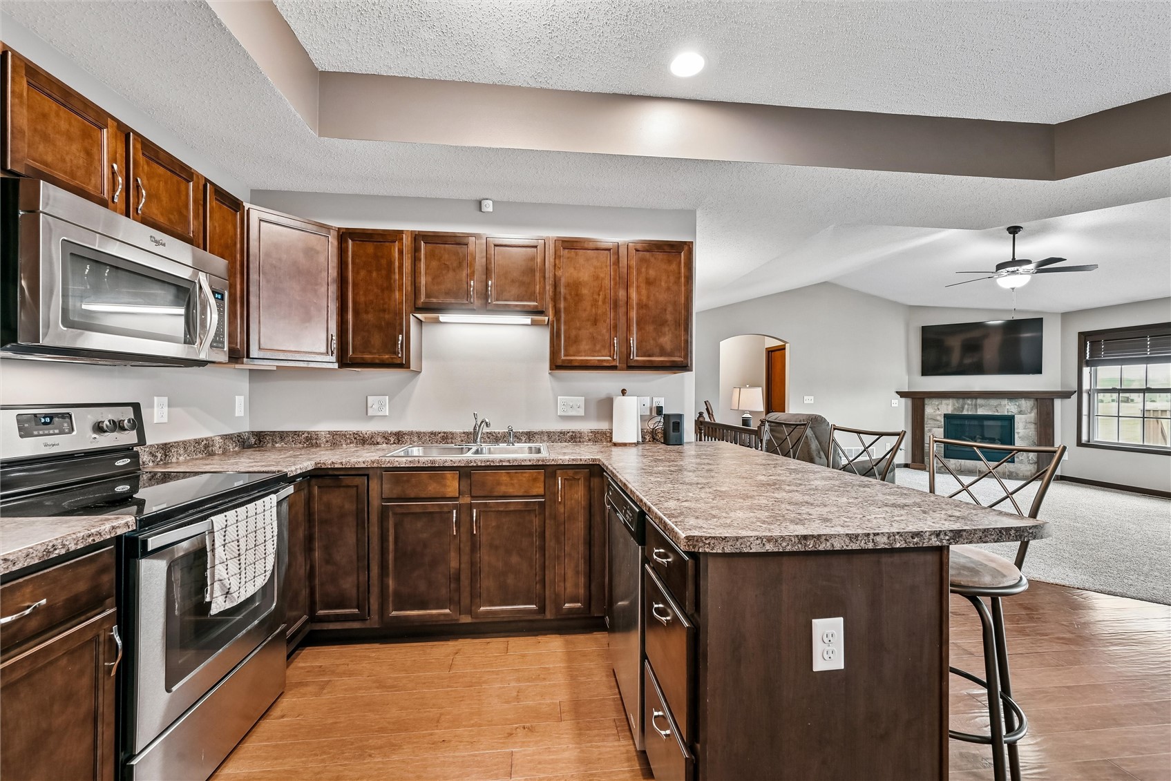 953 Acacia Drive NE Cedar Rapids IA 52402