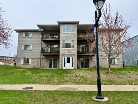 203 5th Street Coralville IA 52241