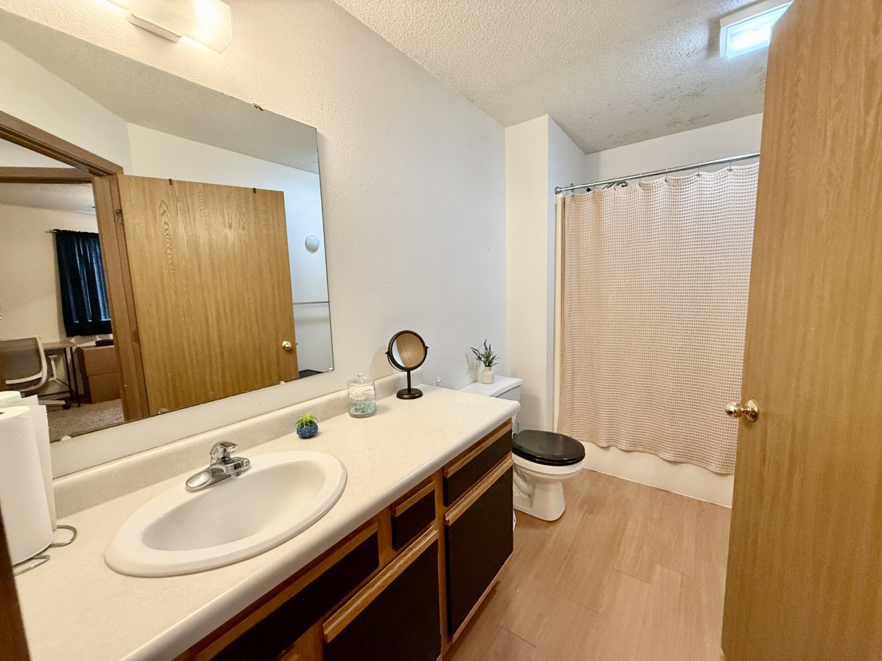 203 5th Street Coralville IA 52241