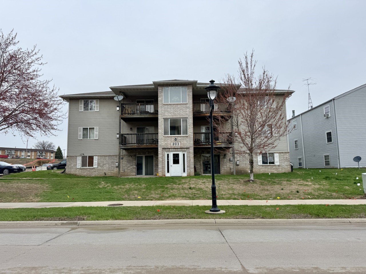 203 5th Street Coralville IA 52241