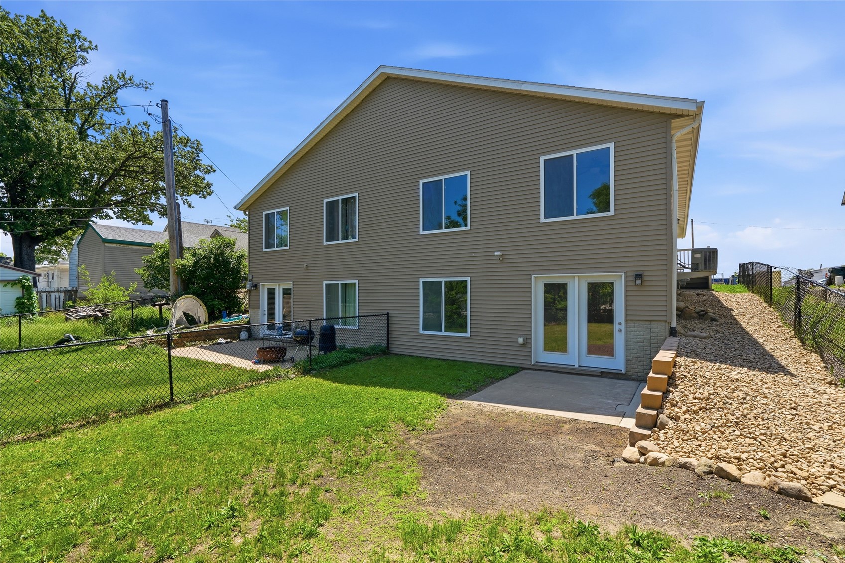 122 33rd Street Drive SE Cedar Rapids IA 52403
