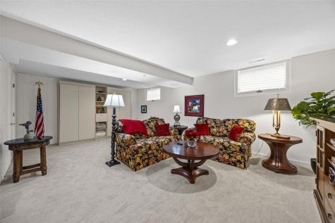 177 Braybrook SE Cedar Rapids IA 52403