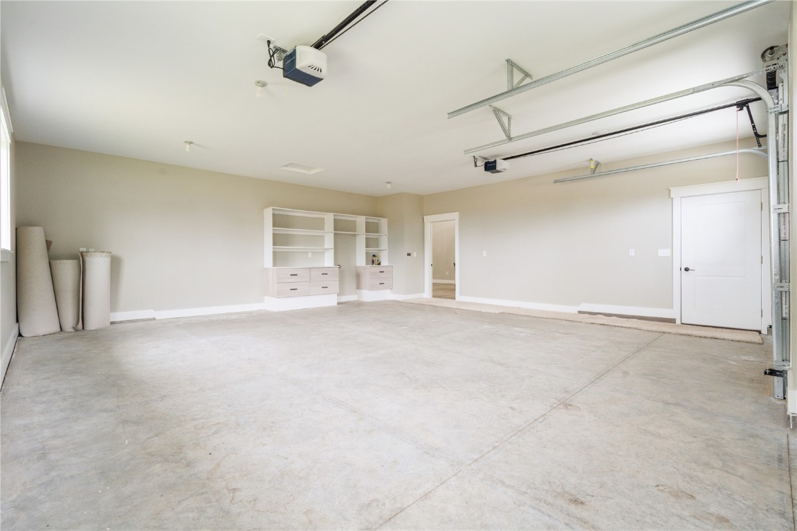 445 1st Street N Winthrop IA 50682