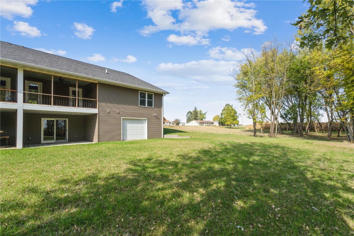 445 1st Street N Winthrop IA 50682