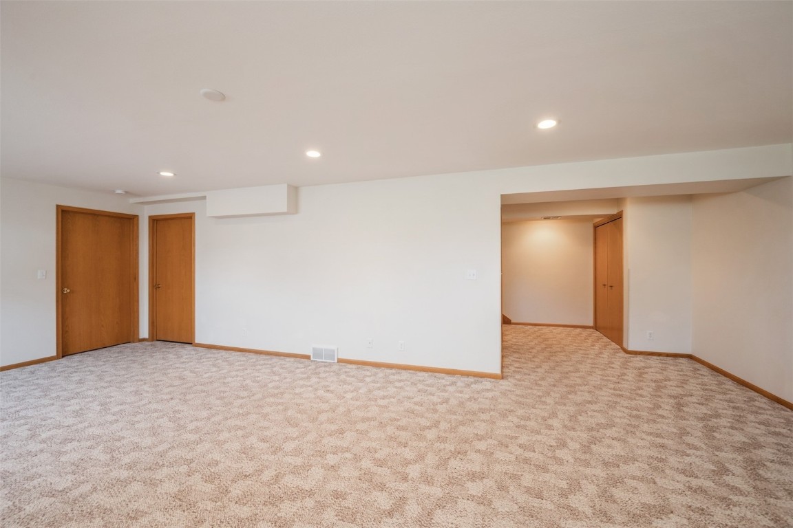 1641 Greens Way Court Cedar Rapids IA 52402