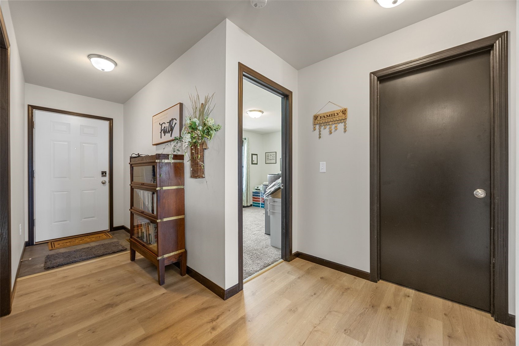 7413 Summerset Avenue NE Cedar Rapids IA 52402