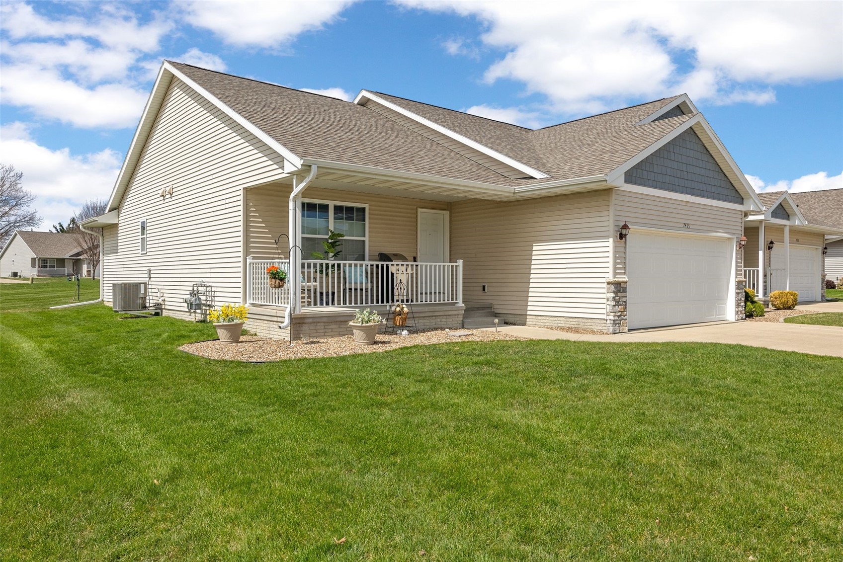 7413 Summerset Avenue NE Cedar Rapids IA 52402