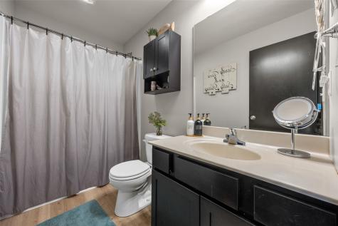 7413 Summerset Avenue NE Cedar Rapids IA 52402
