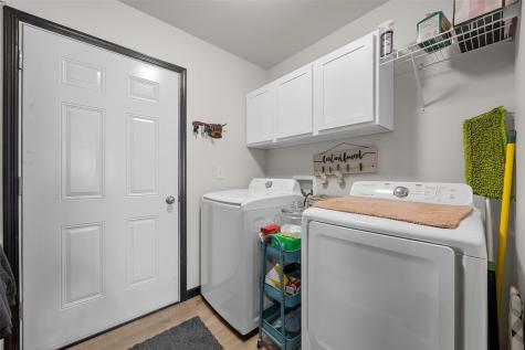 7413 Summerset Avenue NE Cedar Rapids IA 52402