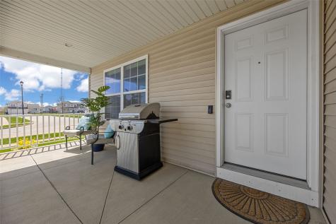 7413 Summerset Avenue NE Cedar Rapids IA 52402