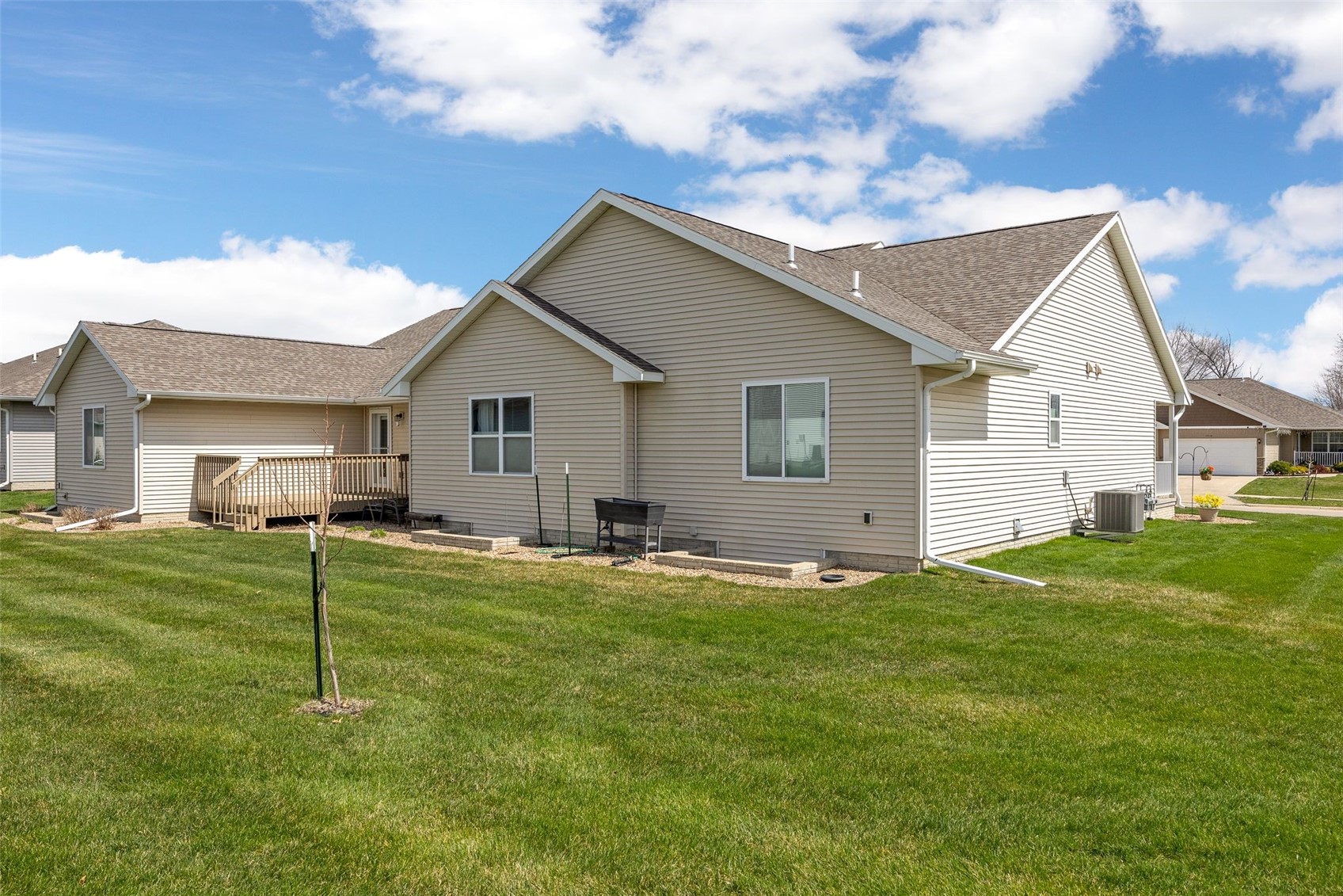 7413 Summerset Avenue NE Cedar Rapids IA 52402