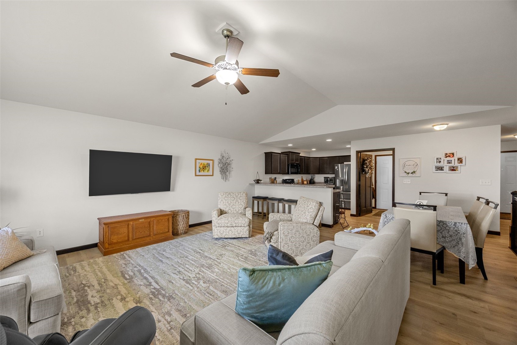 7413 Summerset Avenue NE Cedar Rapids IA 52402