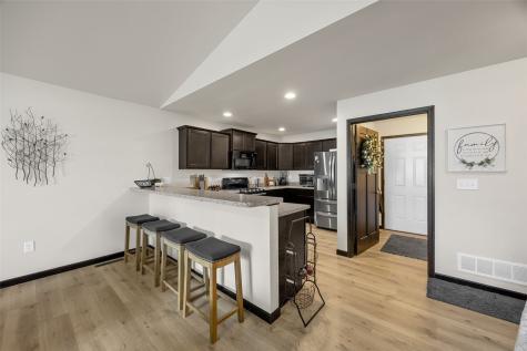 7413 Summerset Avenue NE Cedar Rapids IA 52402
