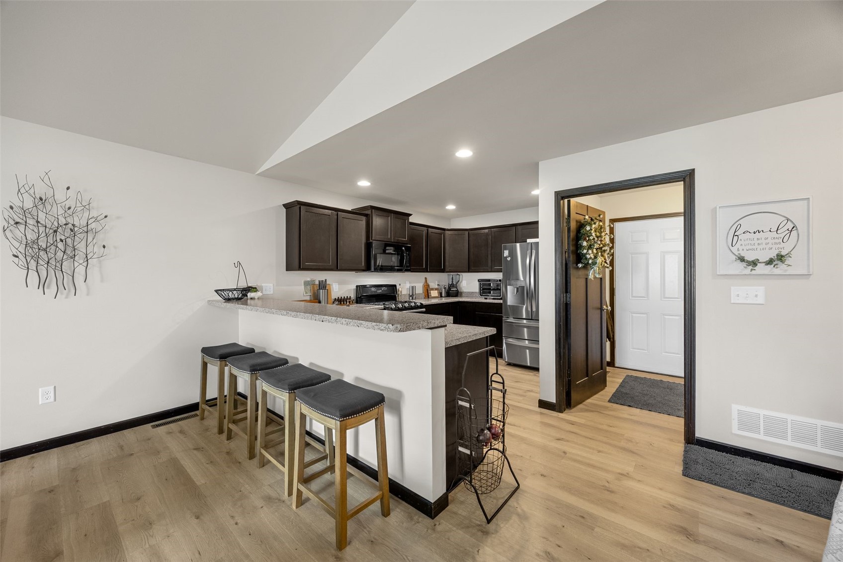 7413 Summerset Avenue NE Cedar Rapids IA 52402