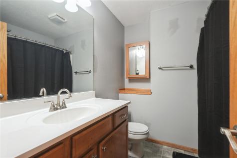 2208 49th Street Marion IA 52302