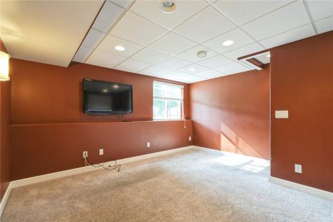 2208 49th Street Marion IA 52302