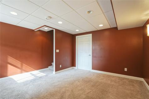 2208 49th Street Marion IA 52302