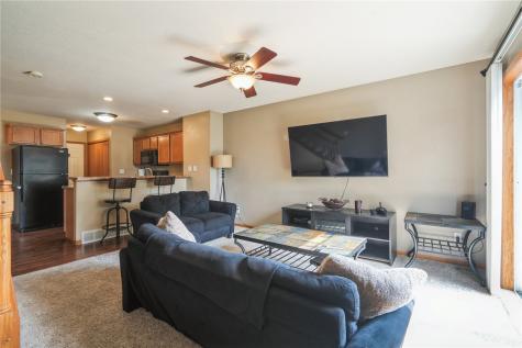 2208 49th Street Marion IA 52302