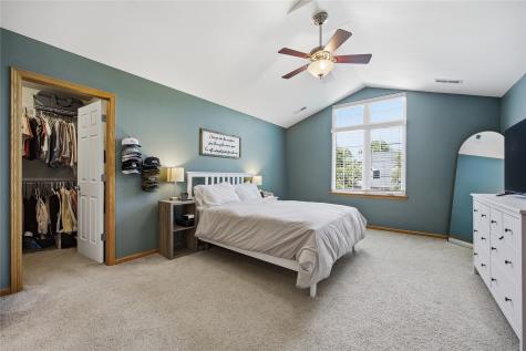 452 N Mckenzie Lane North Liberty IA 52317