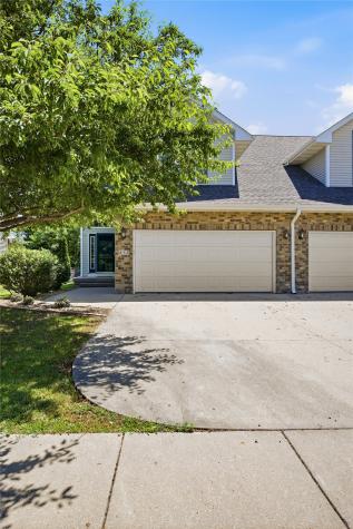 452 N Mckenzie Lane North Liberty IA 52317