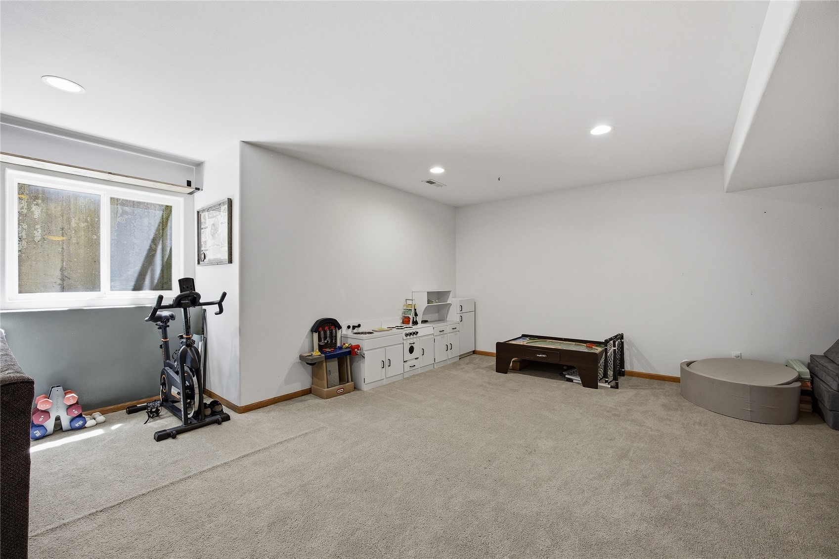 452 N Mckenzie Lane North Liberty IA 52317