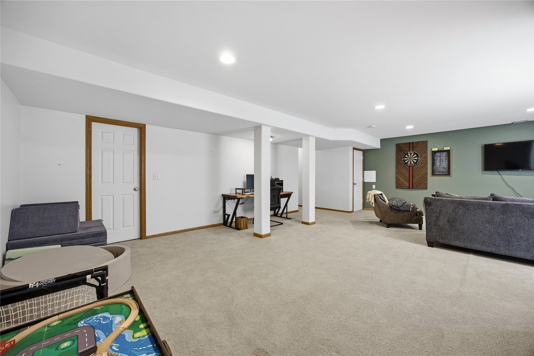 452 N Mckenzie Lane North Liberty IA 52317