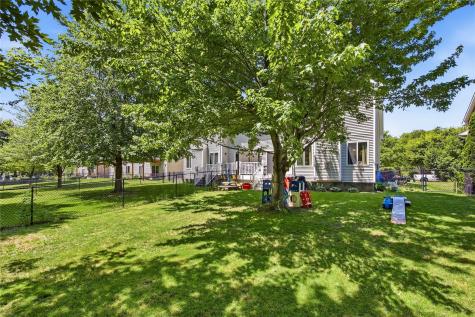 452 N Mckenzie Lane North Liberty IA 52317