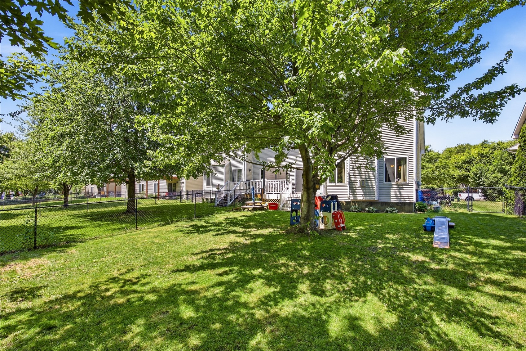 452 N Mckenzie Lane North Liberty IA 52317