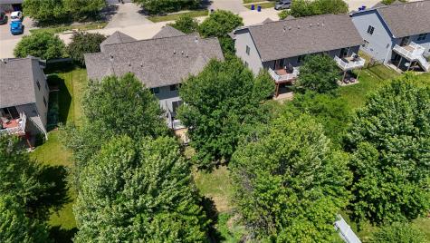 452 N Mckenzie Lane North Liberty IA 52317