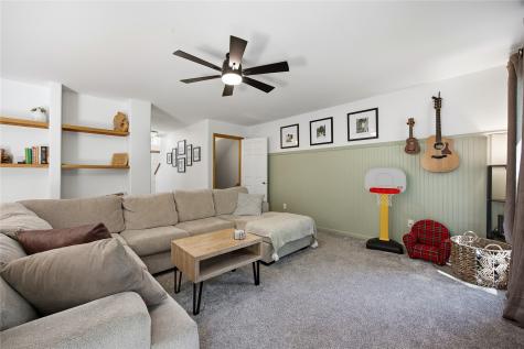 452 N Mckenzie Lane North Liberty IA 52317