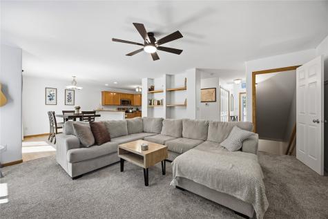 452 N Mckenzie Lane North Liberty IA 52317