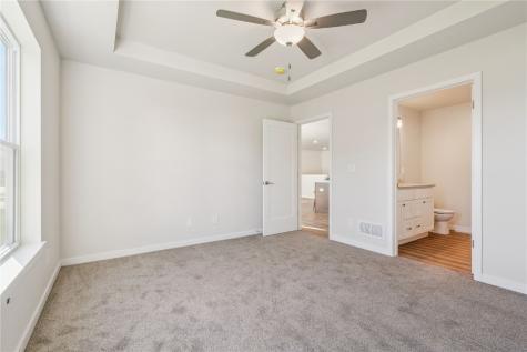 7106 Waterview Drive SW Cedar Rapids IA 52404