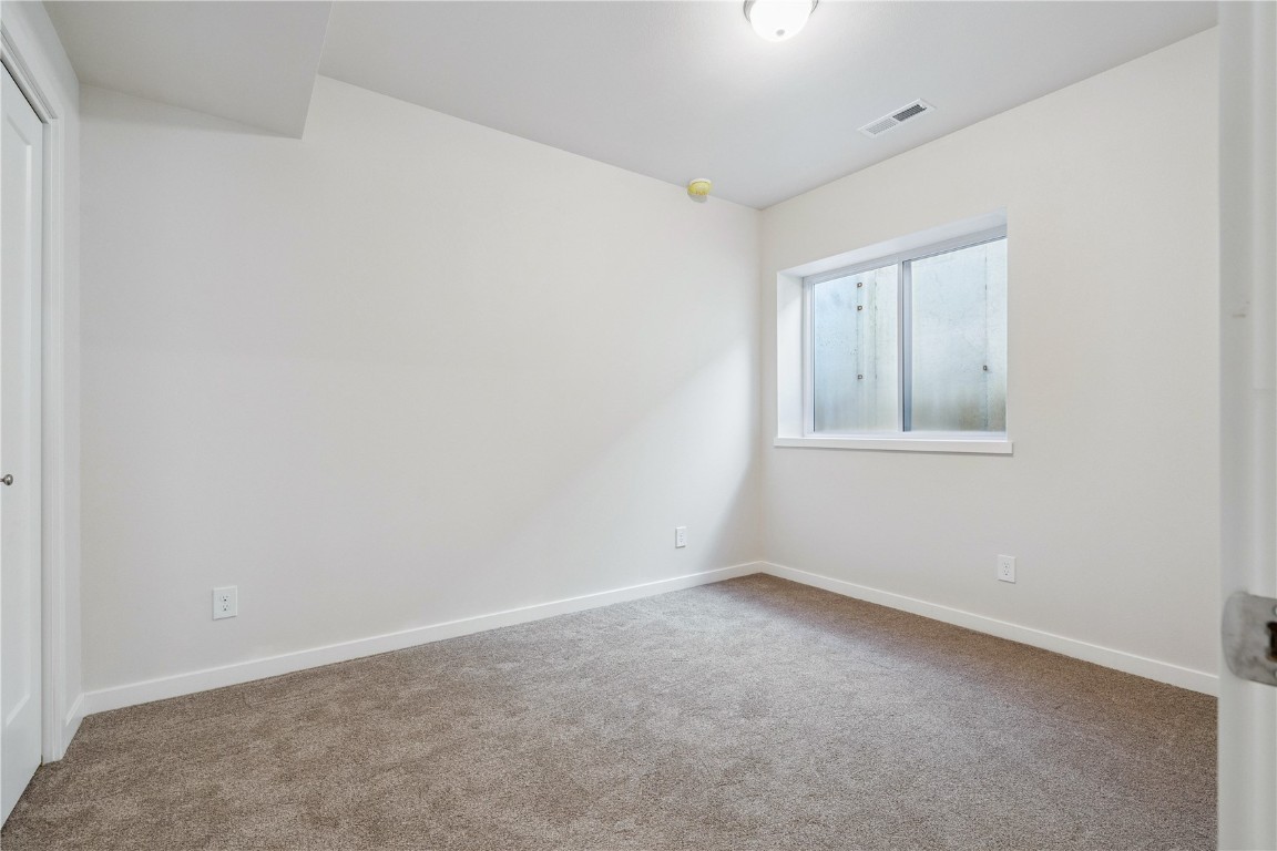7106 Waterview Drive SW Cedar Rapids IA 52404