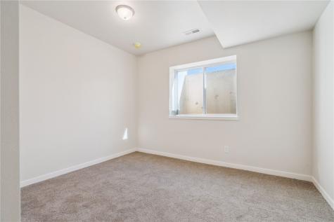 7106 Waterview Drive SW Cedar Rapids IA 52404