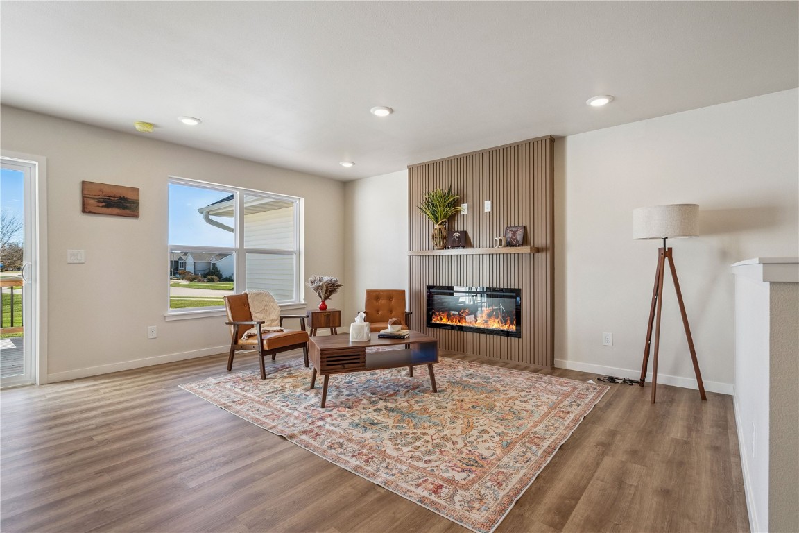 7106 Waterview Drive SW Cedar Rapids IA 52404