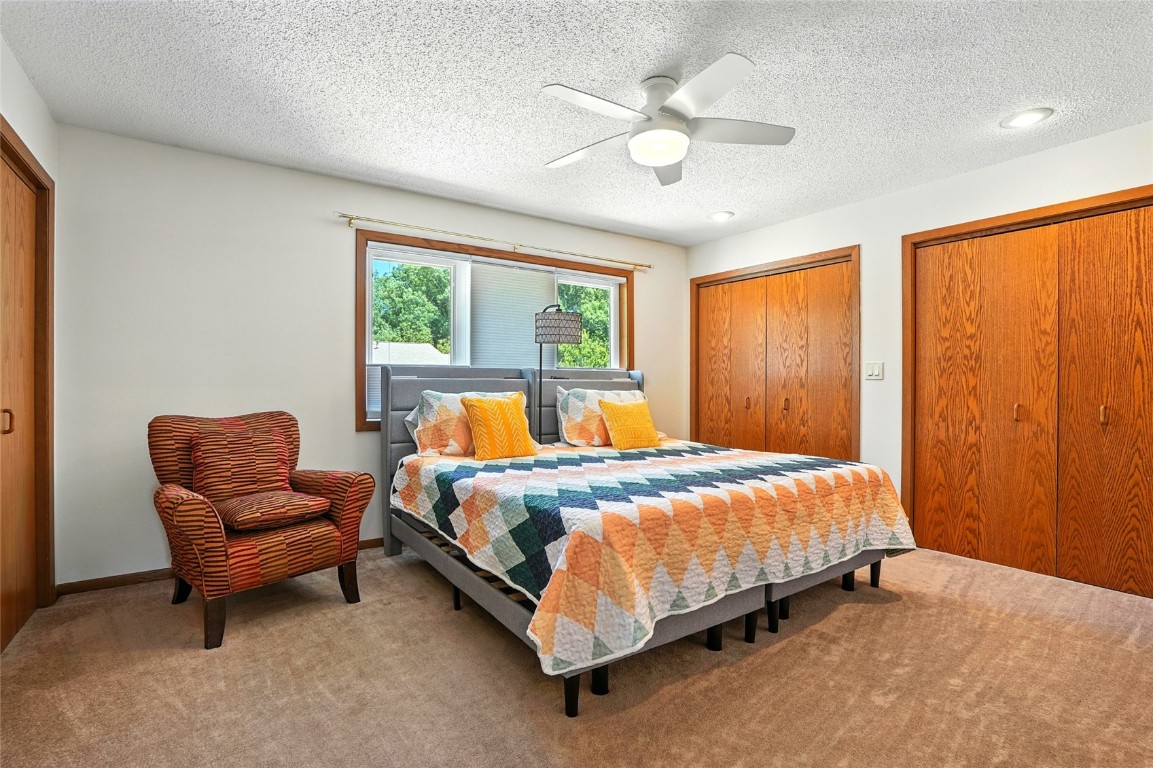 725 East Post Court Cedar Rapids IA 52403