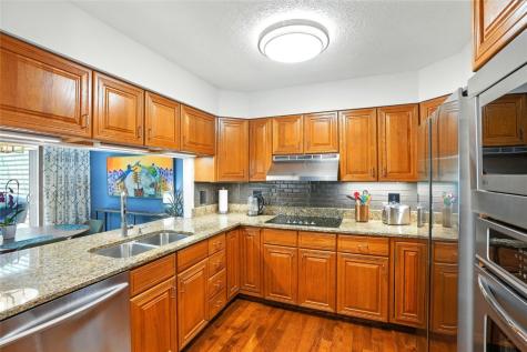 725 East Post Court Cedar Rapids IA 52403