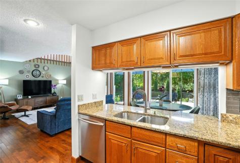 725 East Post Court Cedar Rapids IA 52403