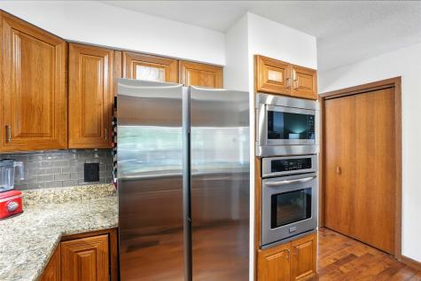 725 East Post Court Cedar Rapids IA 52403